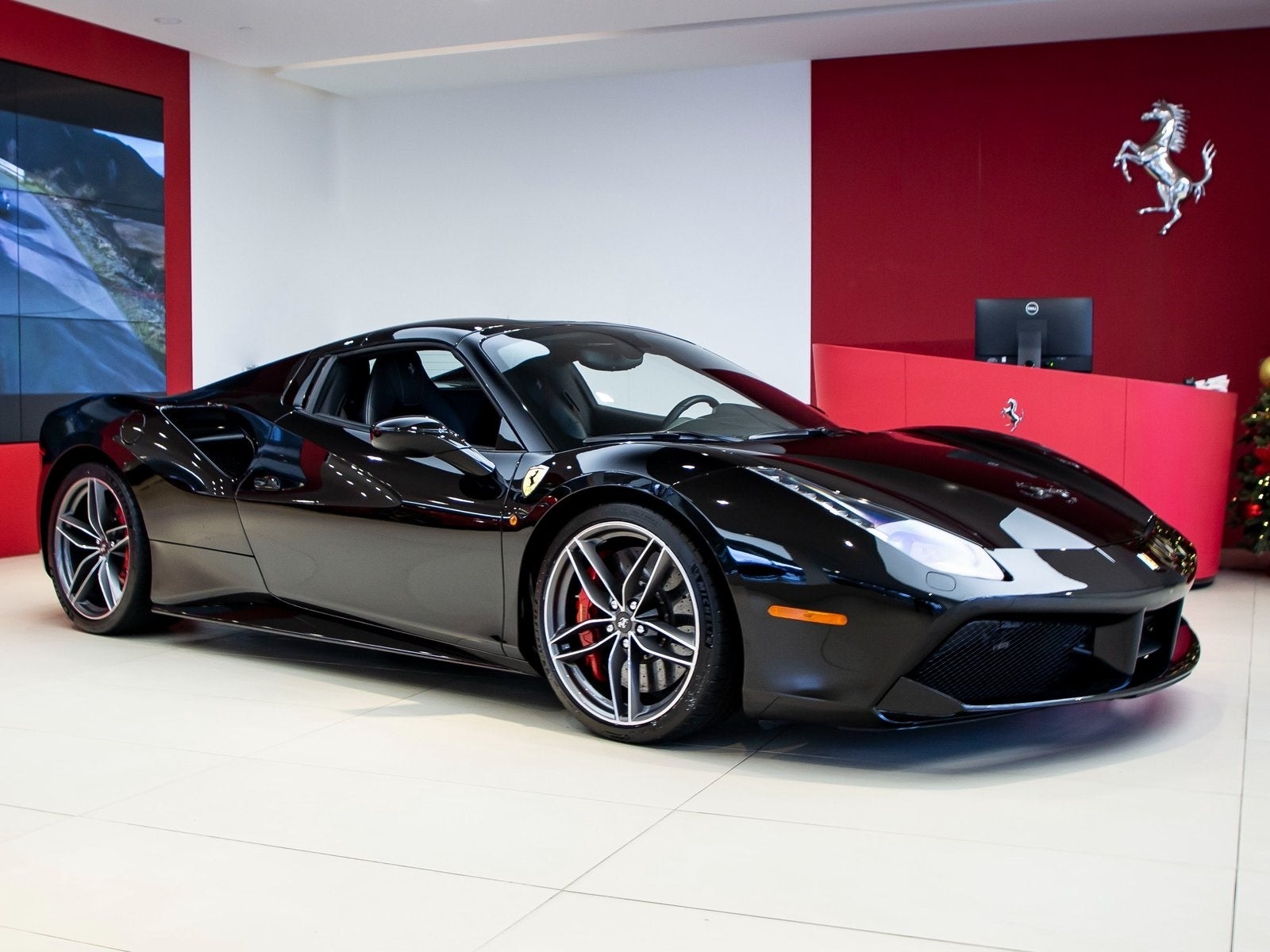 2017 Ferrari 488 Spider Base