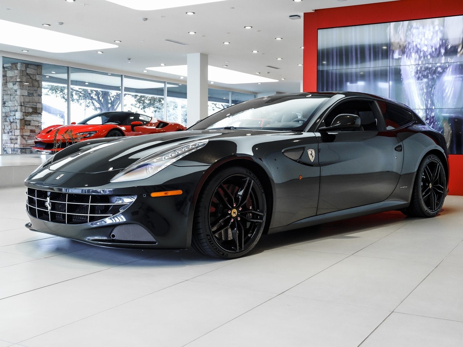 2013 Ferrari FF Base