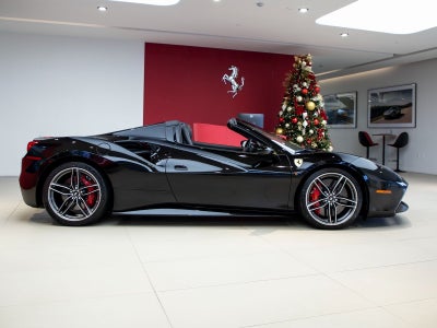 2017 Ferrari 488 Spider Base